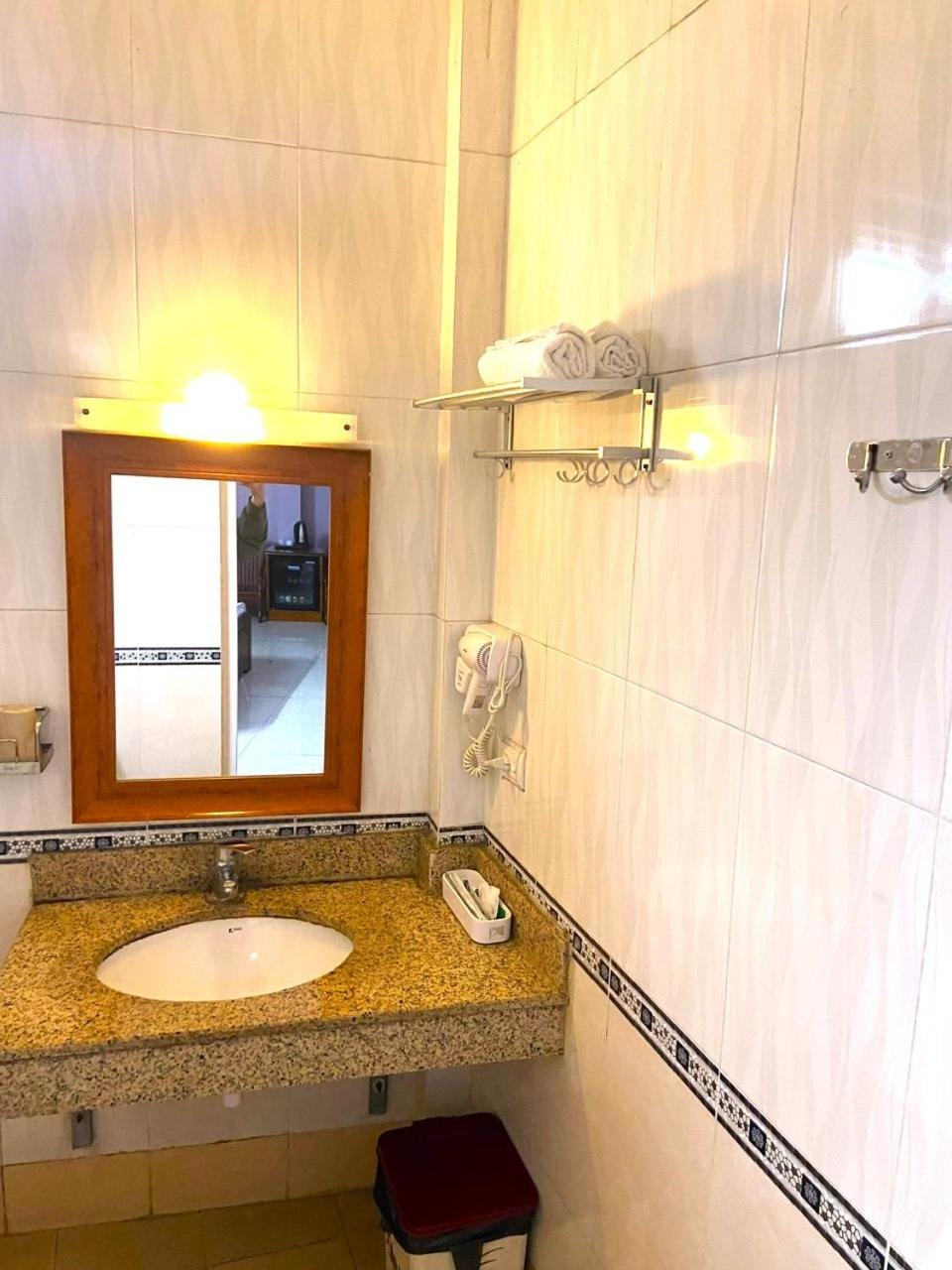 Hong Ha Airport Hotel Thạch Lỗi Ngoại thất bức ảnh